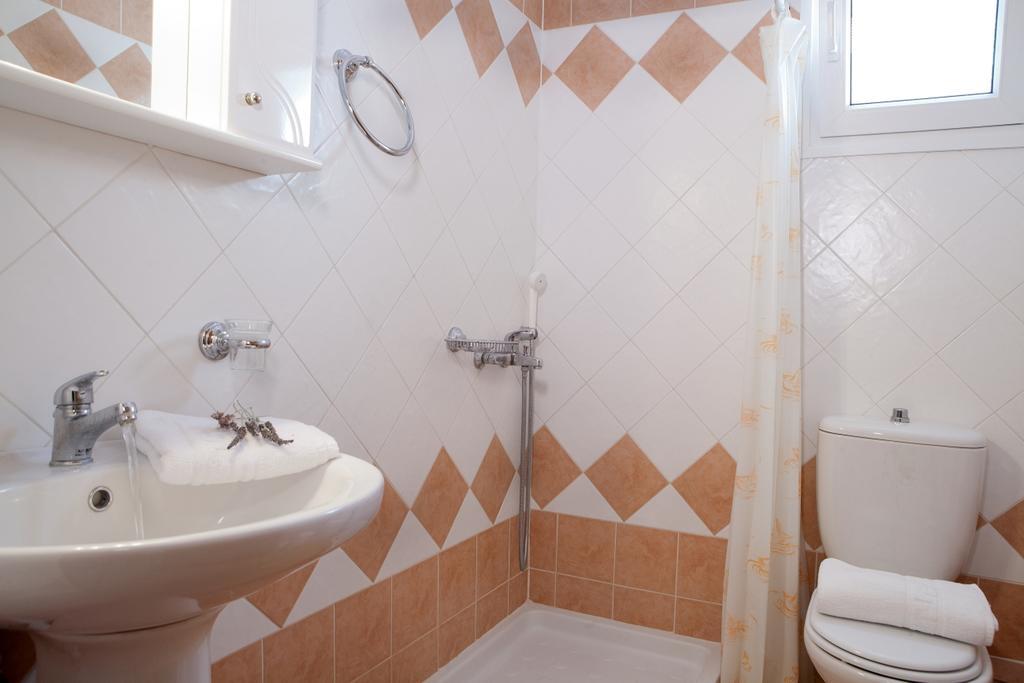 Niriides Nydri (Lefkada) Quarto foto